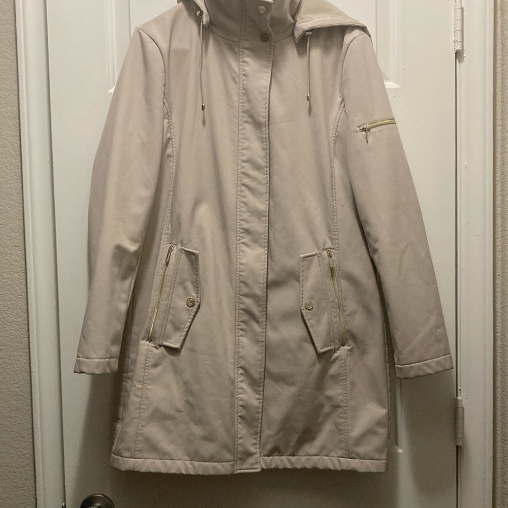 Women's Ivanka Trump Beige Hooded Long Lightweight Rain Jacket
